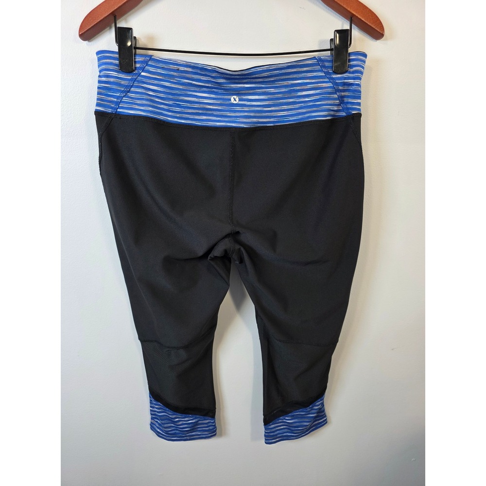 Xersion Womens Black Blue Space Dye Striped Mesh Capri Leggings Large Fitted - Picture 4 of 7